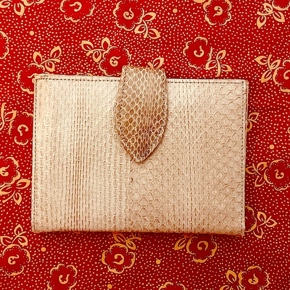 Vintage SnakeSkin Wallet - Picture 2 of 11